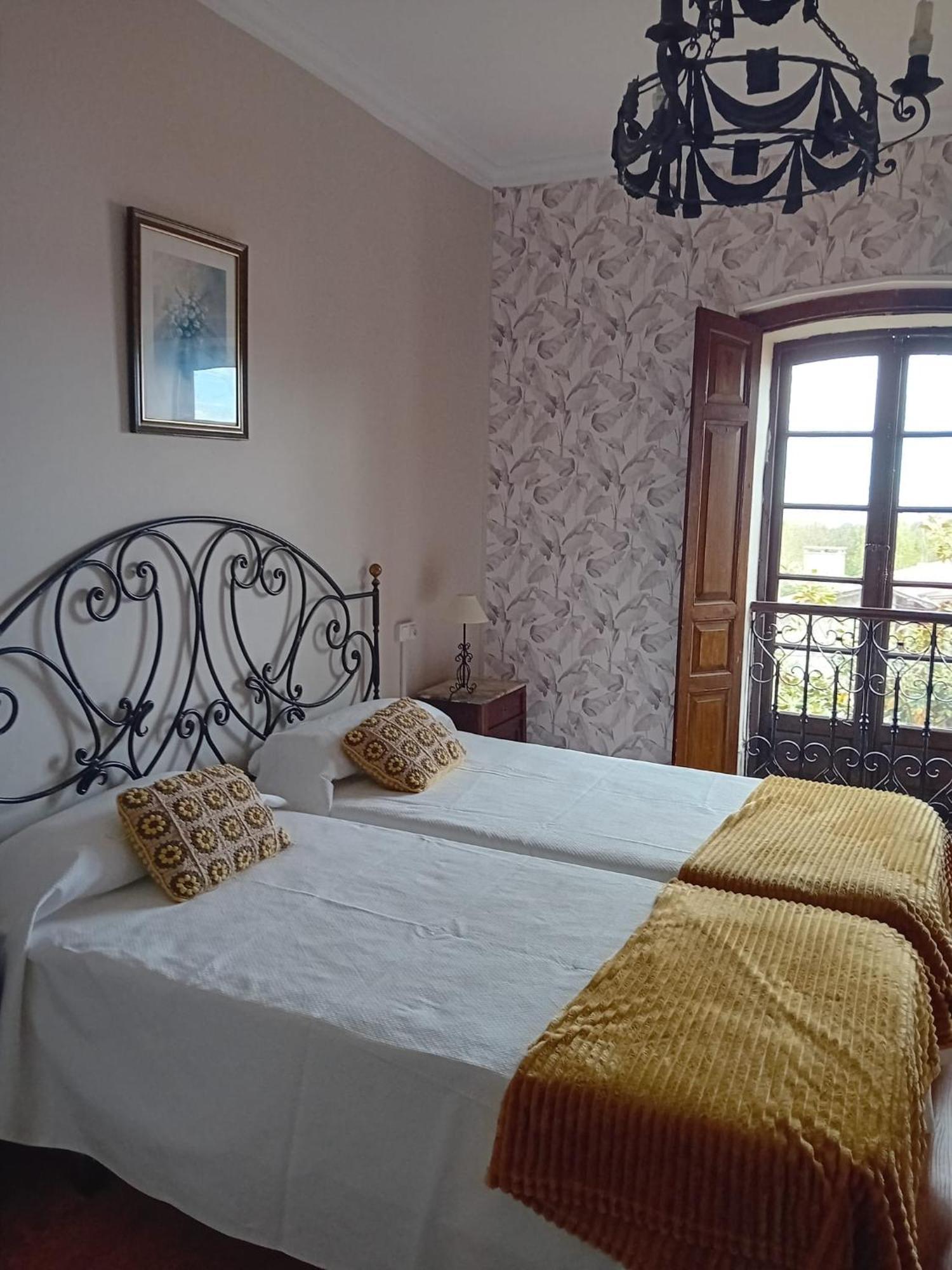 La Casona De Villanueva De Pria Экстерьер фото